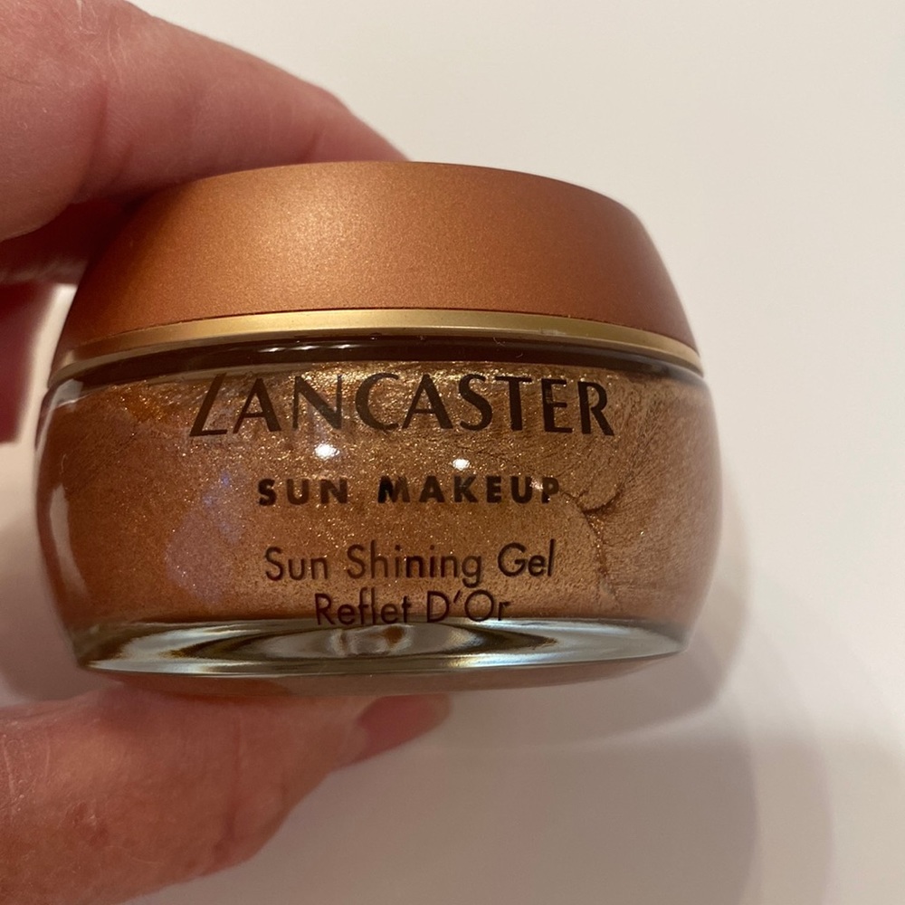 Lancaster Sun Makeup
